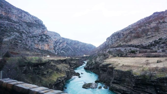 Karadağ Podgorica Moraca Nehri ve Kanyonu