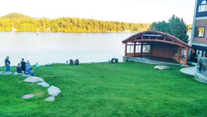 Lake Placid Konser Alanı