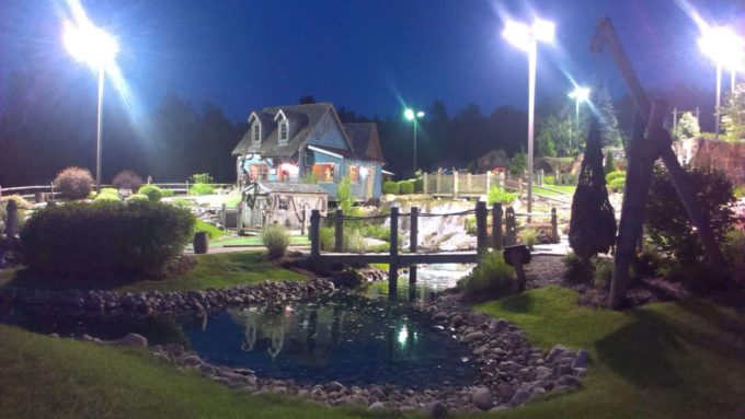 Lake Placid Mini Golf Sahası