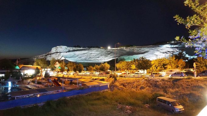 Pamukkale Travertenleri Gece Manzarası