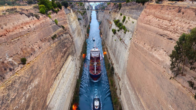 Yunanistan Gezilecek Yerler Korint Kanalı