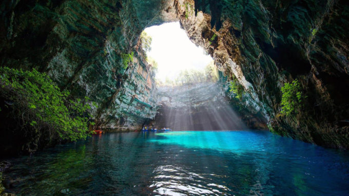 Yunanistan Gezilecek Yerler Melissani Mağarası